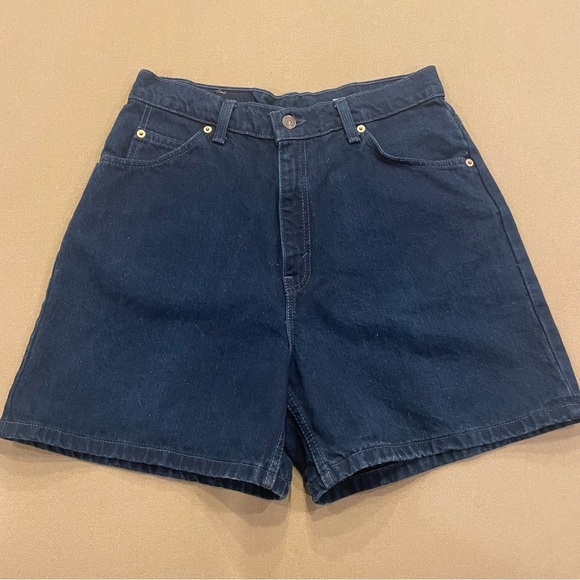 Women’s 920 Vintage Orange Tab Levi’s Shorts Size 12 - Picture 1 of 11